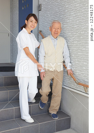 在宅医療 12248175