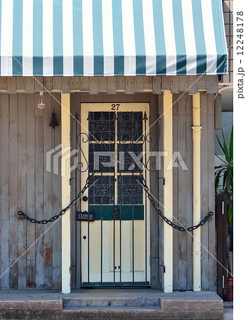 レストランやカフェの閉店のイメージ 12248178