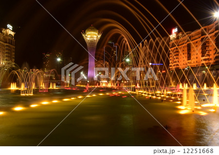 A night view of the BAITEREK tower in Astana, Kazakhstan 12251668