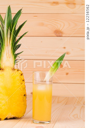 Sliced pineapple Sliced pineapple 12256562