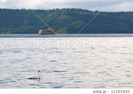 初秋の洞爺湖畔 初秋の洞爺湖畔 12265830