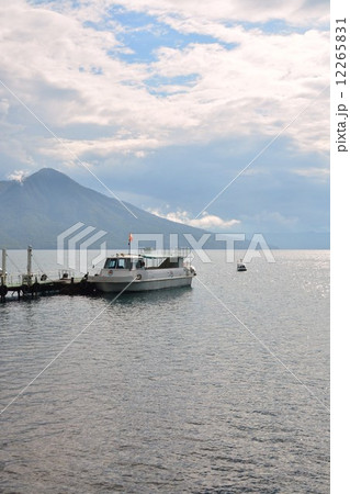 初秋の支笏湖畔 12265831