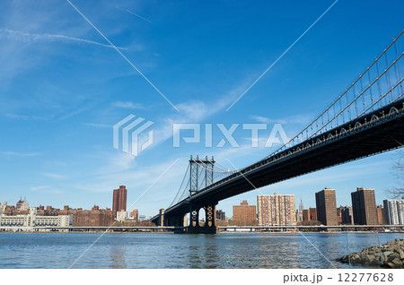 Manhattan Bridge and skyline view from Brooklyn 12277628