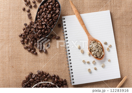 coffee beans 12283916