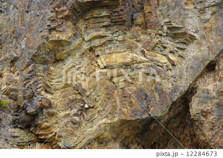 古生層チャートの大しゅう曲（長野県開田村）拡大 12284673