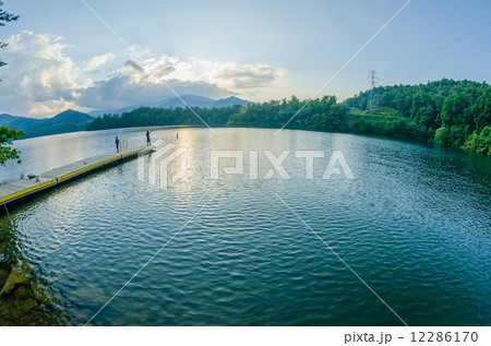 lake santeetlah in great smoky mountains north carolina lake santeetlah in great smoky mountains north carolina 12286170