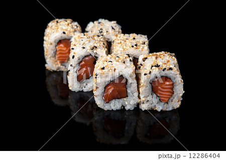 Sushi roll Sushi roll 12286404