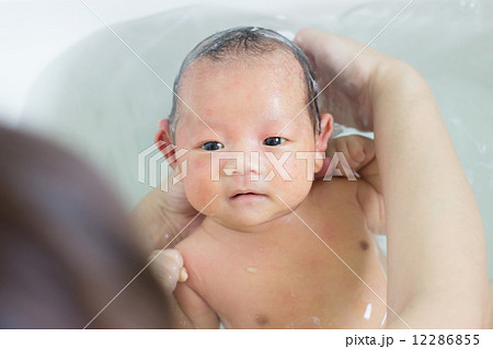 沐浴　生後1ヶ月 12286855