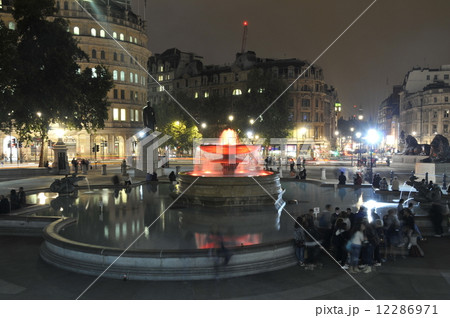 夜のトラファルガー・スクエア-2 夜のトラファルガー・スクエア-2 12286971