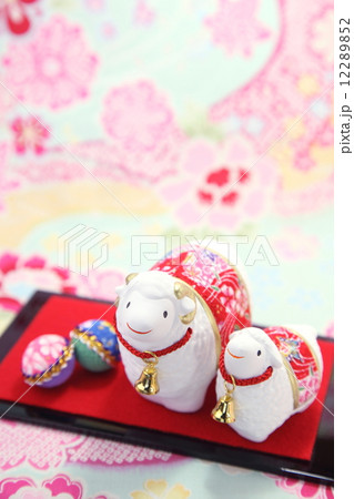 未年　年賀状素材 12289852