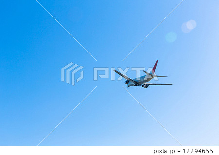 青空と飛行機 12294655