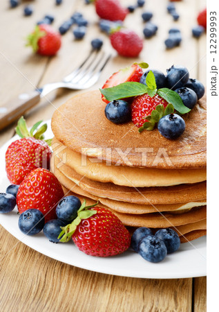 Pancakes with berries Pancakes with berries 12299993
