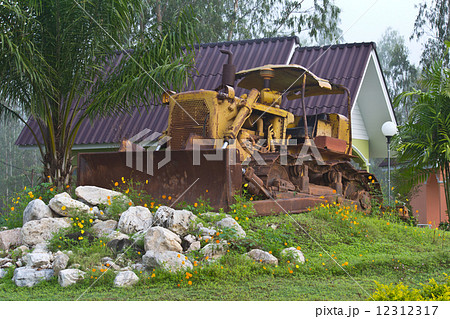 old Front End Loader2 12312317