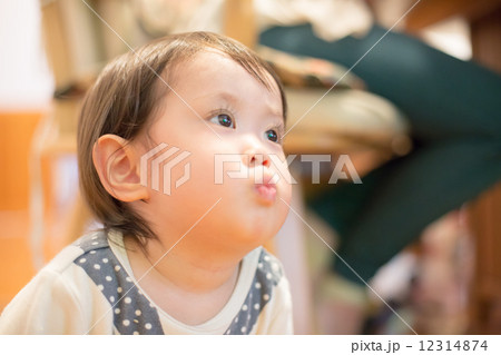1歳 女の子 1歳 女の子 12314874