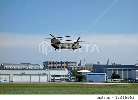 平成26年度立川防災航空祭（陸上自衛隊CH-47J） 12316963