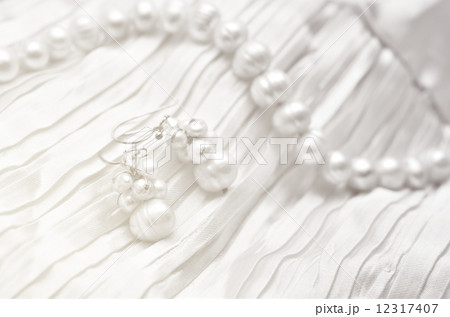 Seamless romantic background. Wedding 12317407