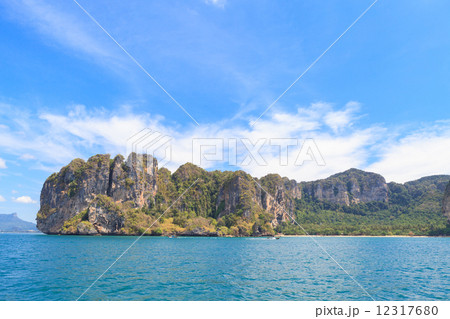 Sea and blue sky 12317680