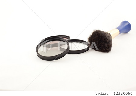 Lens filters and brush 12320060
