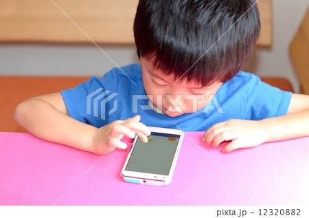 子供 子供 12320882