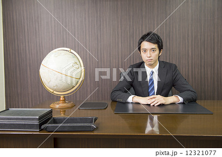 若い起業家 若い起業家 12321077