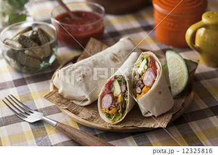 ブリトー 12325816