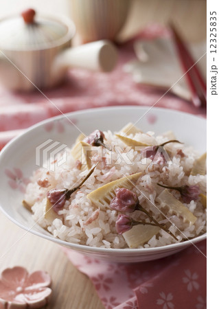 筍と桜のちらし寿司 筍と桜のちらし寿司 12325835