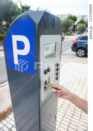 paying for parking 12330068