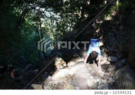 登る 登る 12334131