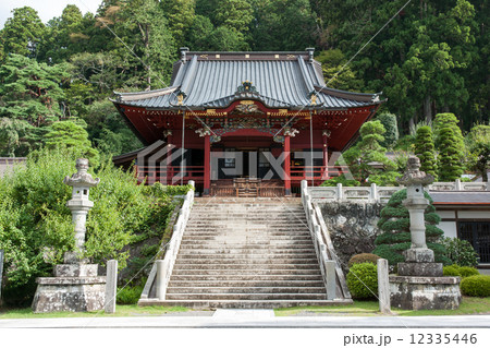 身延山久遠寺拝殿 12335446