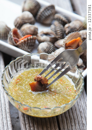 seafood 12337381