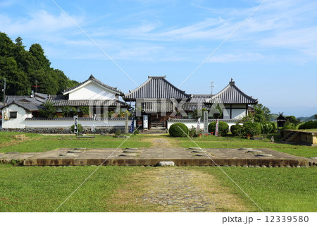 奈良 川原寺跡と弘福寺 奈良 川原寺跡と弘福寺 12339580