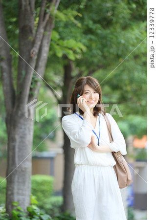 スマートフォン 12339778