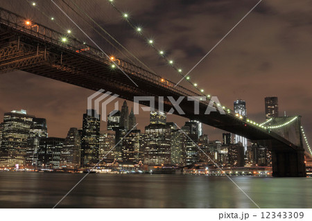 ブルックリンブリッジ 一部 雲多め ブルックリンブリッジ 一部 雲多め 12343309
