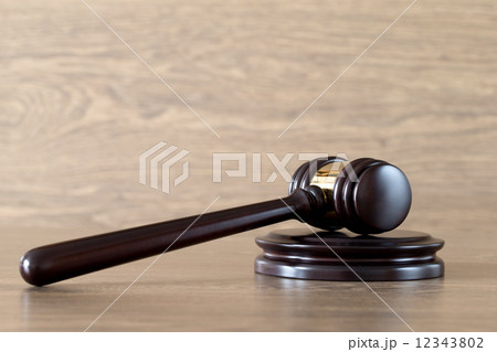 judge gavel judge gavel 12343802