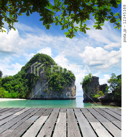 lagoon 12345169