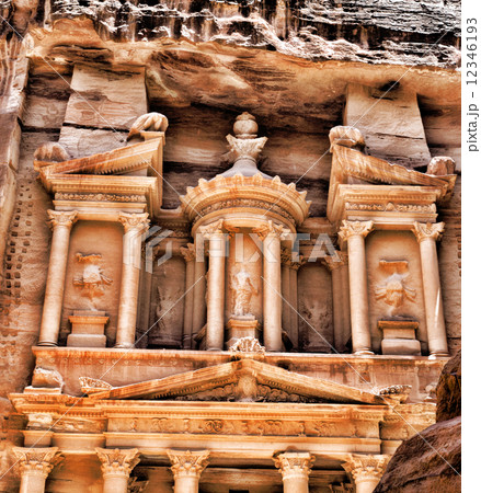 Al Khazneh in Petra, Jordan 12346193