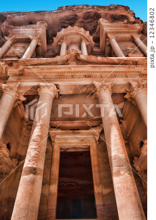 Al Khazneh in Petra, Jordan 12346802