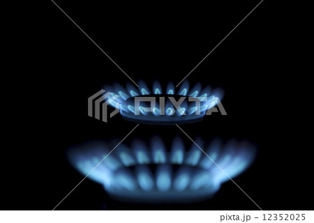 gas 12352025