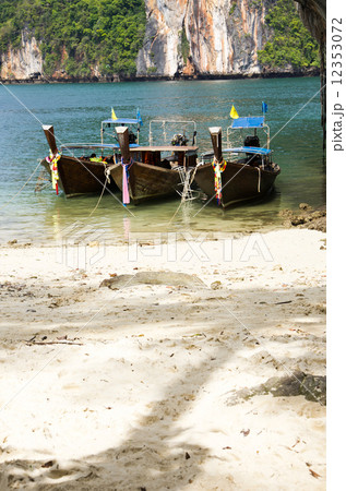 Tropical beach Tropical beach 12353072