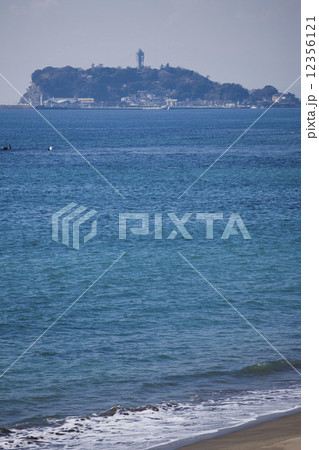 稲村ガ崎の海 12356121