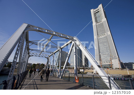 横浜みなとみらい地区 12357010