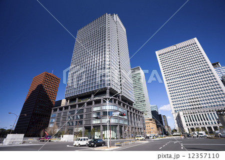 丸ビルと新丸ビル 丸ビルと新丸ビル 12357110