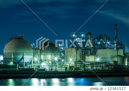 工場夜景　京浜工業地帯 12361527
