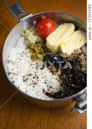 マーボ茄子のお弁当 12362988