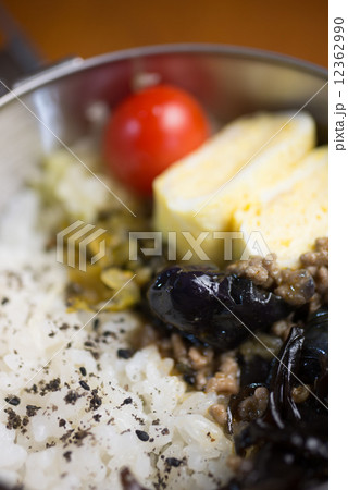 マーボ茄子のお弁当 12362990