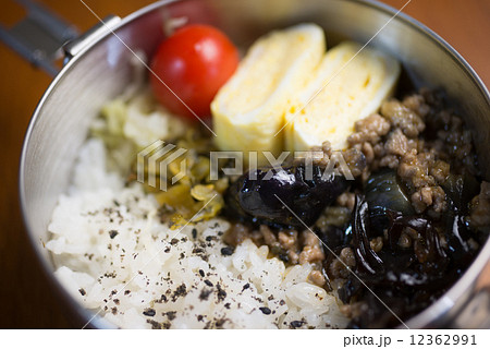 マーボ茄子のお弁当 12362991