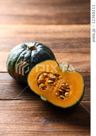 坊ちゃんかぼちゃの断面 12368211