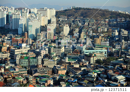 韓国 ソウル市街地の写真素材