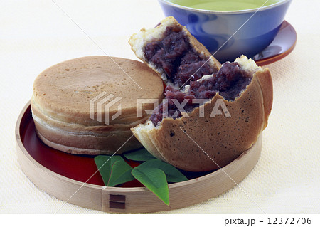 今川焼き、粒あんの今川焼き 12372706
