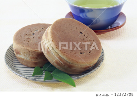 今川焼き、粒あんの今川焼き 今川焼き、粒あんの今川焼き 12372709